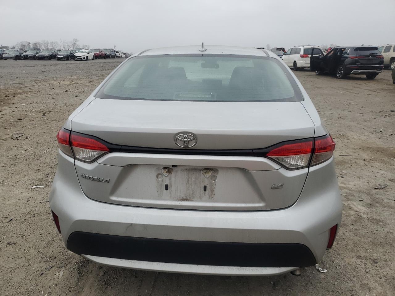 2022 TOYOTA COROLLA LE - Фото 6