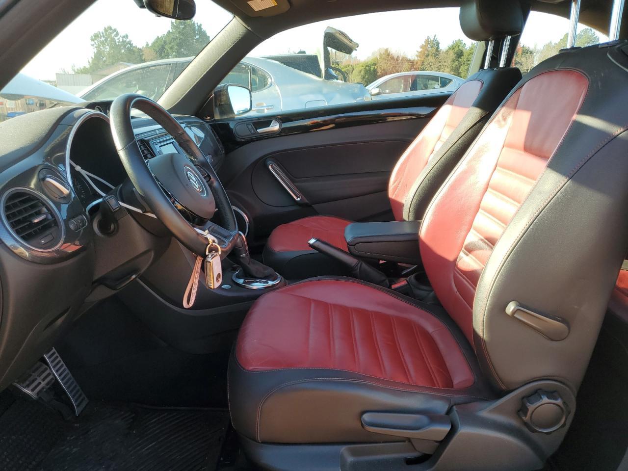 2012 VOLKSWAGEN BEETLE TUR - Фото 7