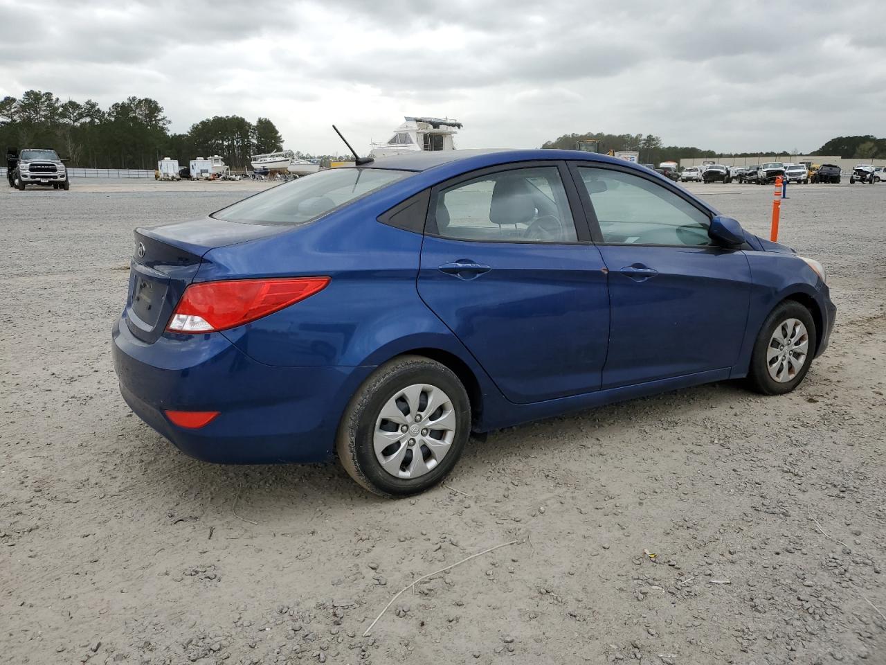 2016 HYUNDAI ACCENT SE - Фото 3