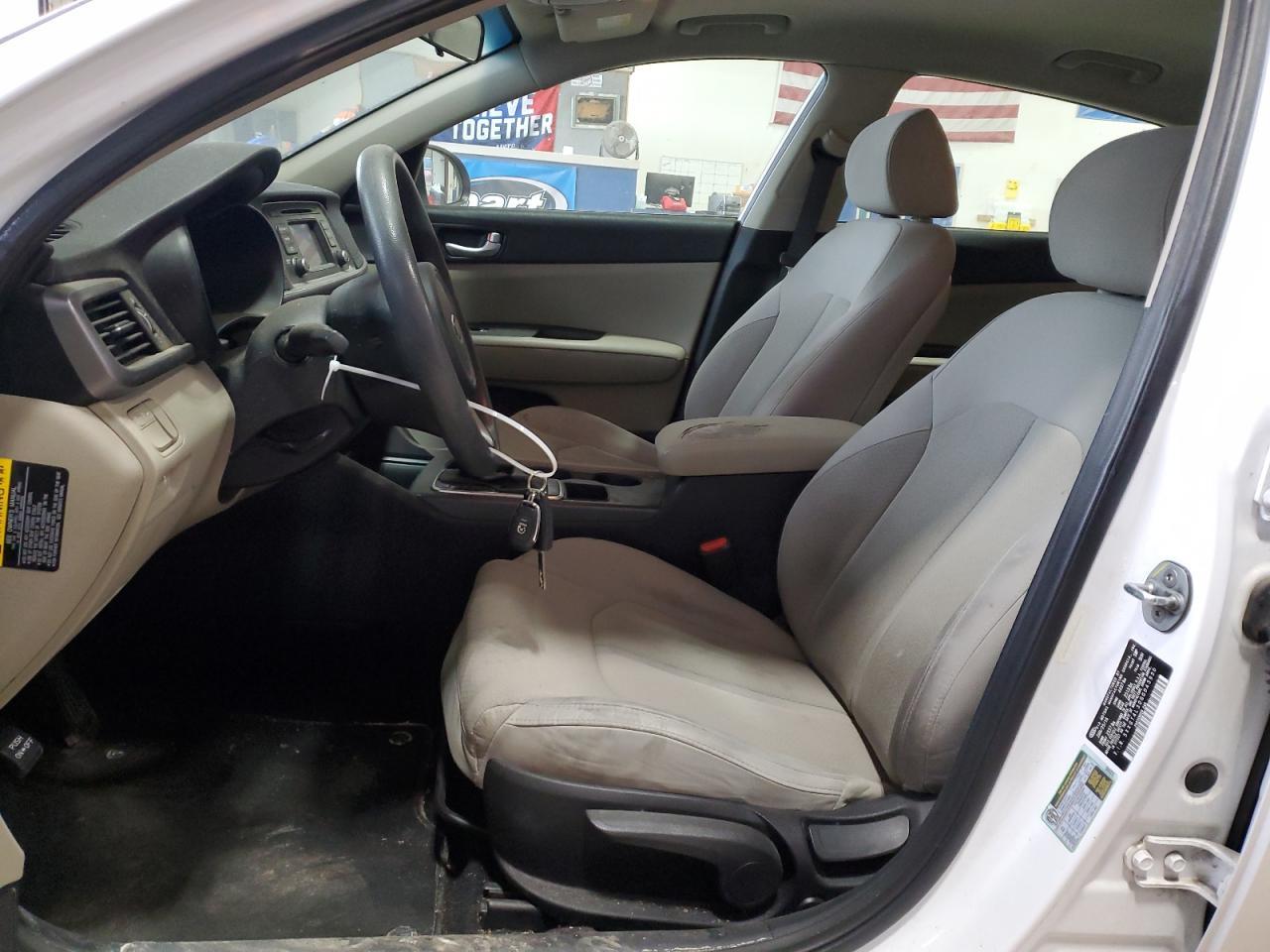 2016 KIA OPTIMA LX - Фото 7