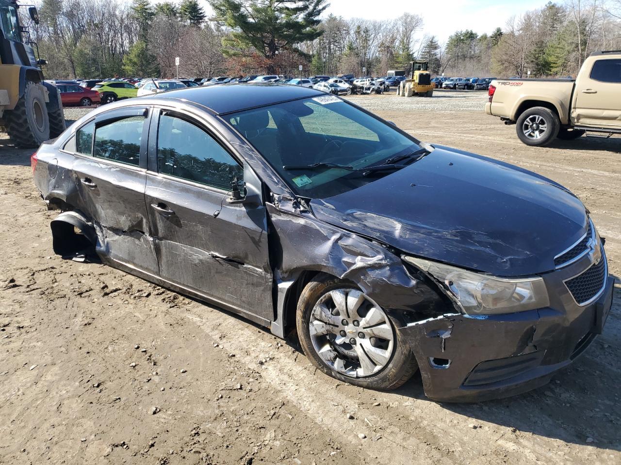 2014 CHEVROLET CRUZE LS - Фото 4