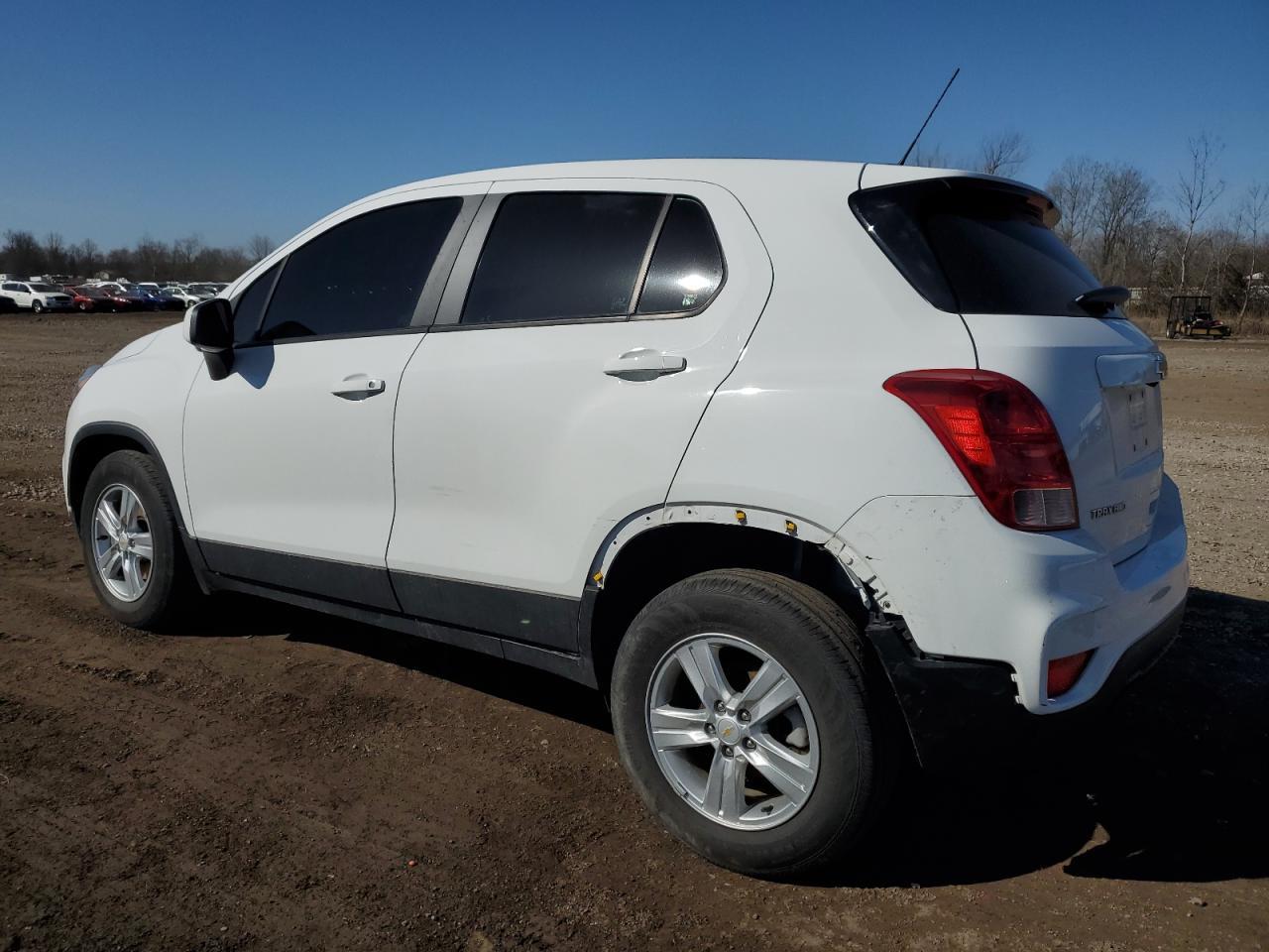 2021 CHEVROLET TRAX LS - Фото 2