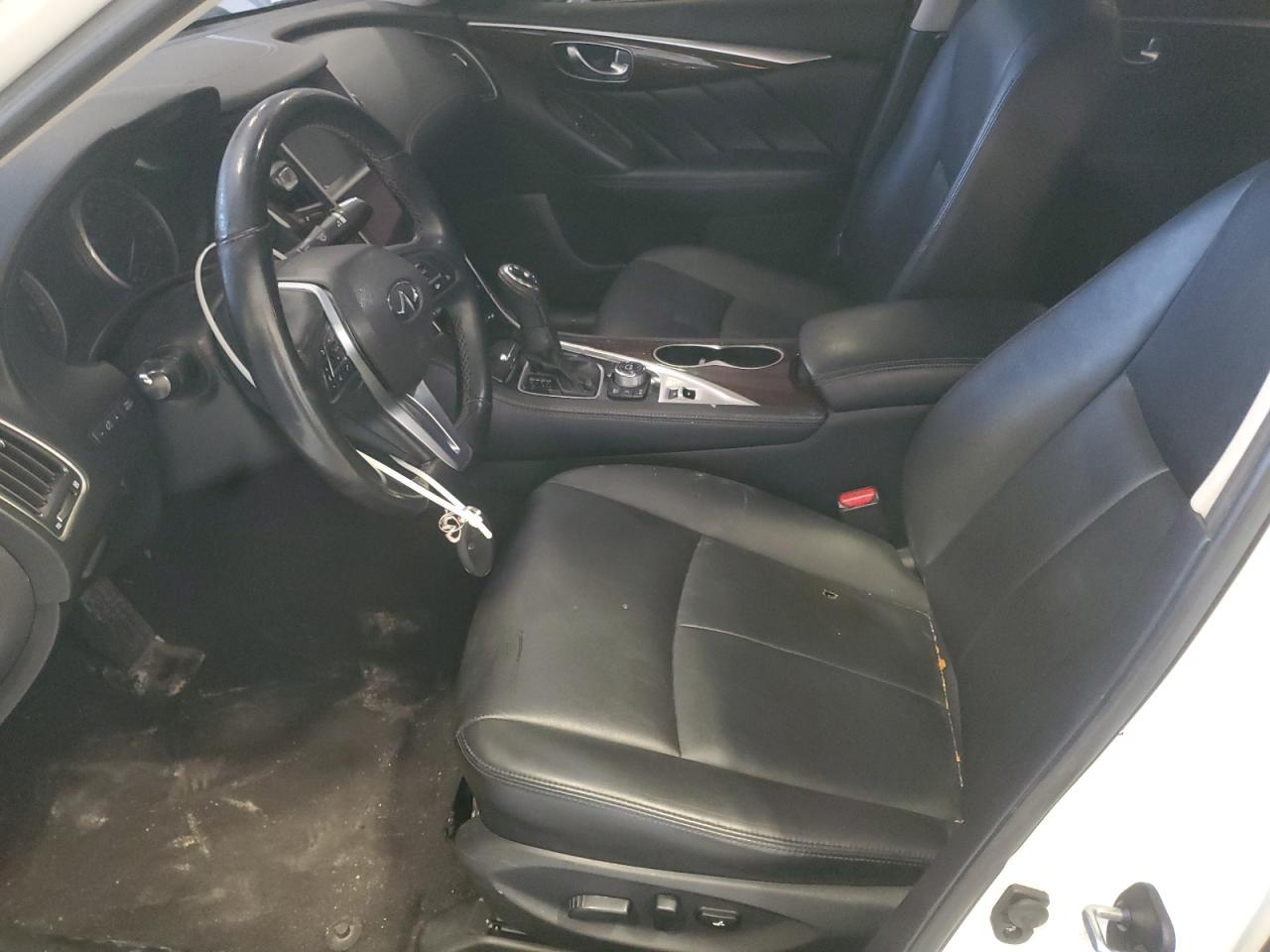 2018 INFINITI Q50 LUXE - Фото 7