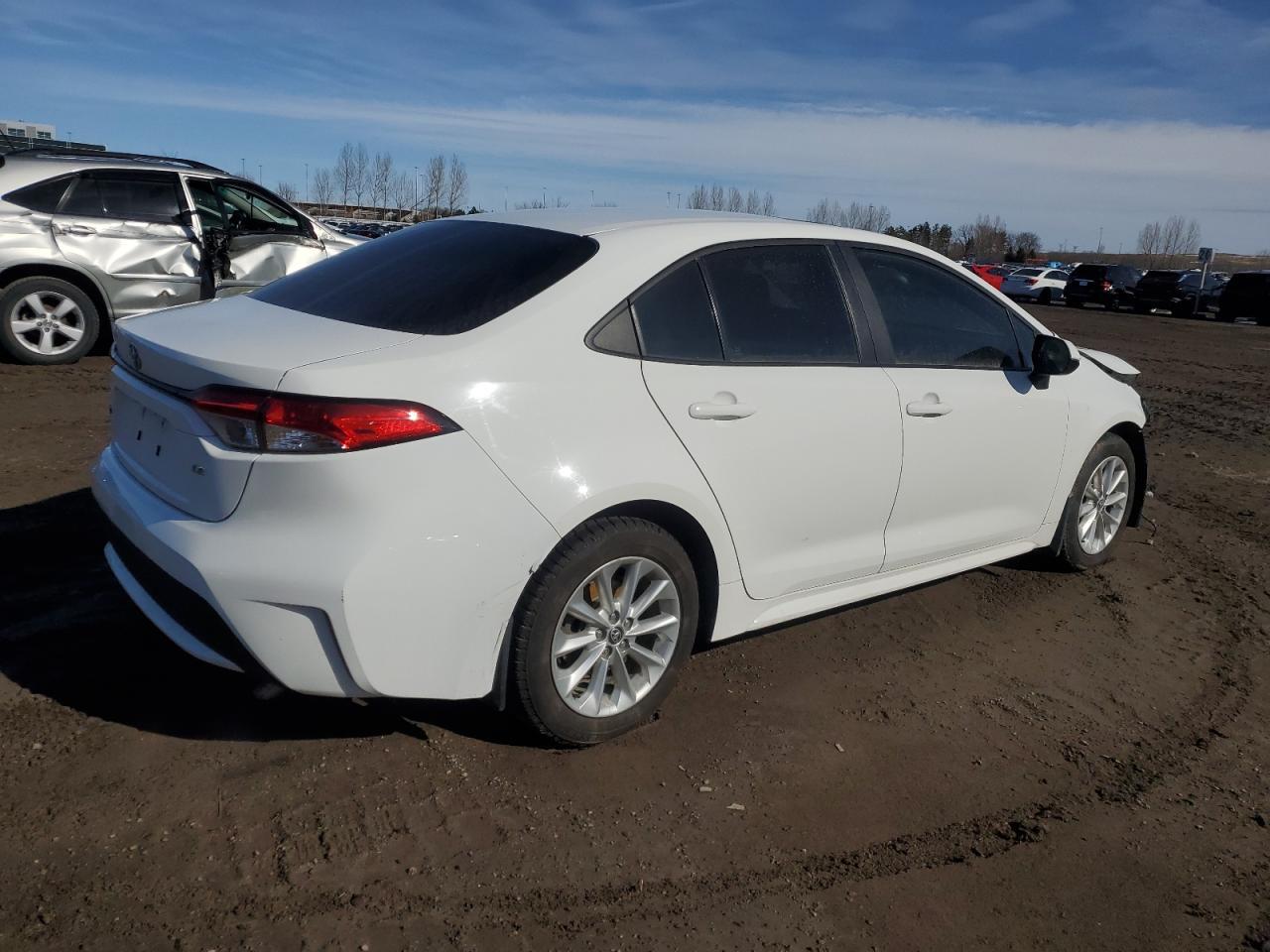 2020 TOYOTA COROLLA LE - Image 3