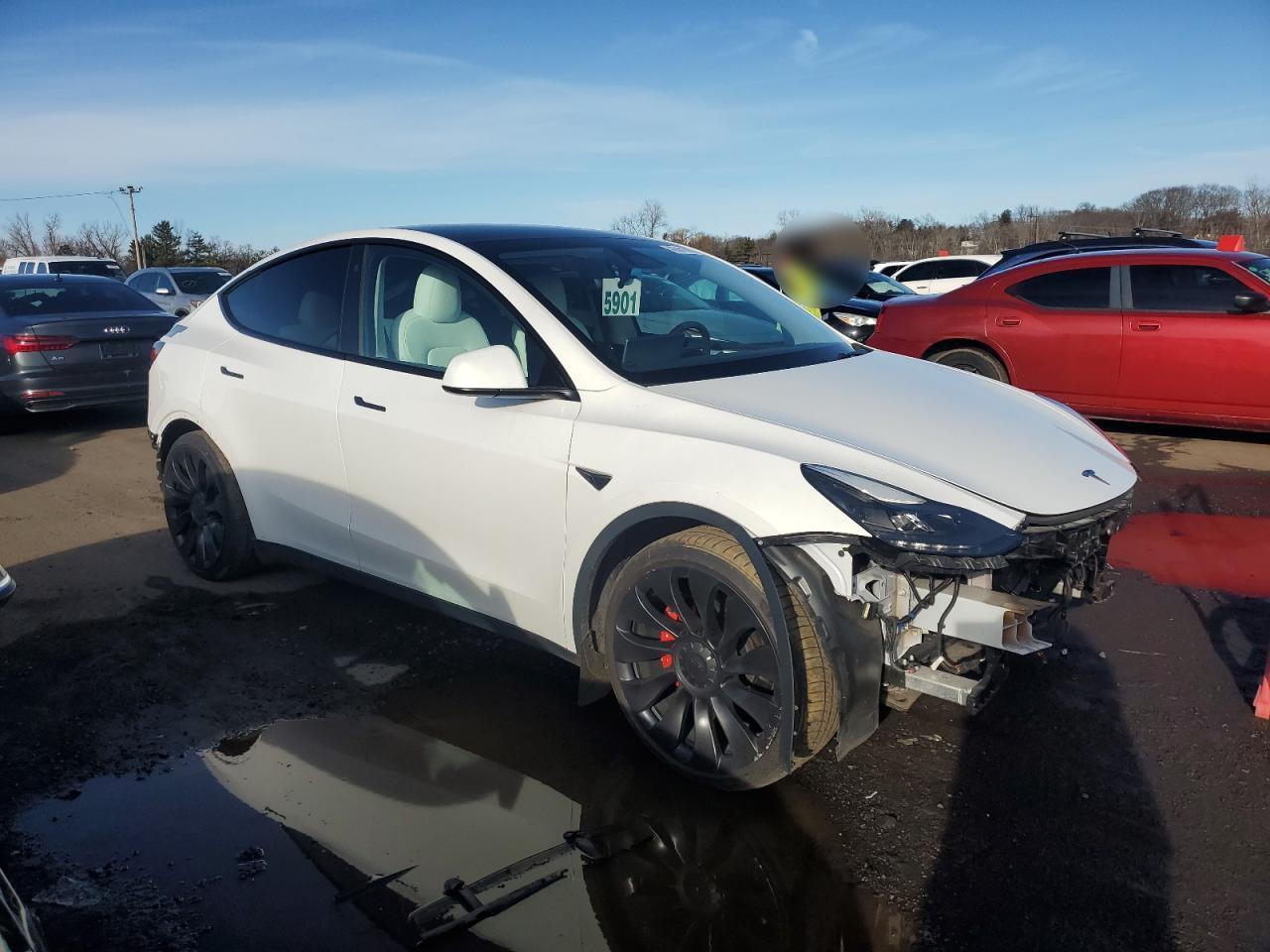 2022 TESLA MODEL Y - Фото 4