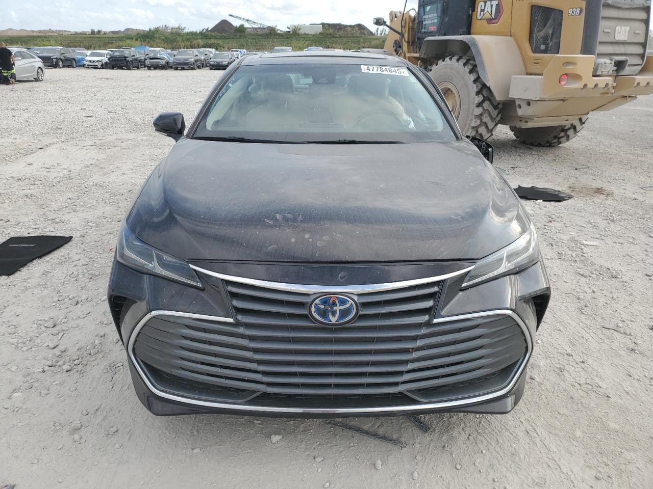 2019 TOYOTA AVALON XLE - Image 5