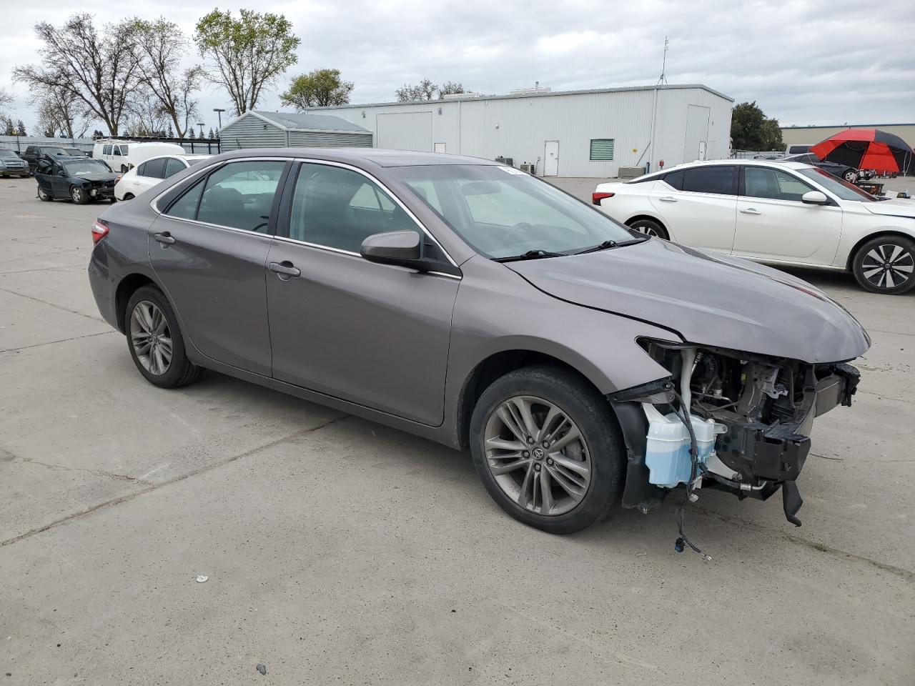 2017 TOYOTA CAMRY LE - Фото 4