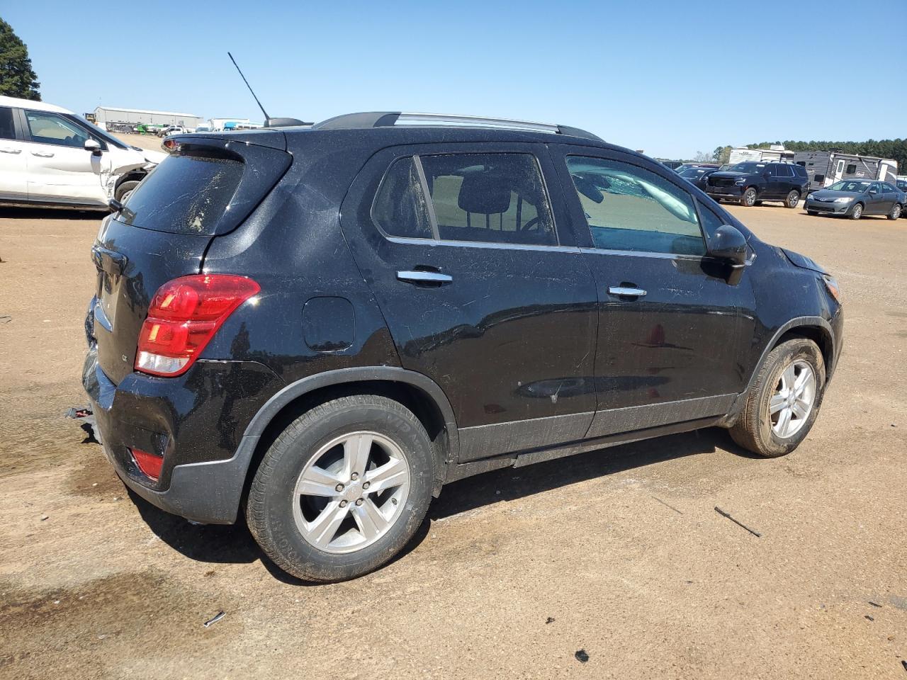 2019 CHEVROLET TRAX 1LT - Фото 3