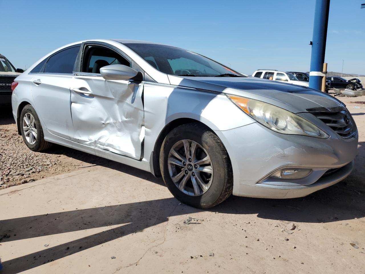 2013 HYUNDAI SONATA GLS - Фото 4