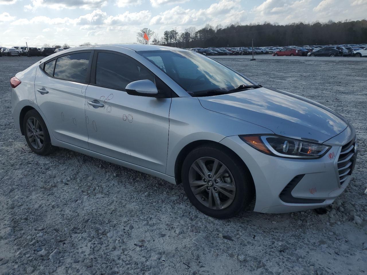 2017 HYUNDAI ELANTRA SE - Фото 4