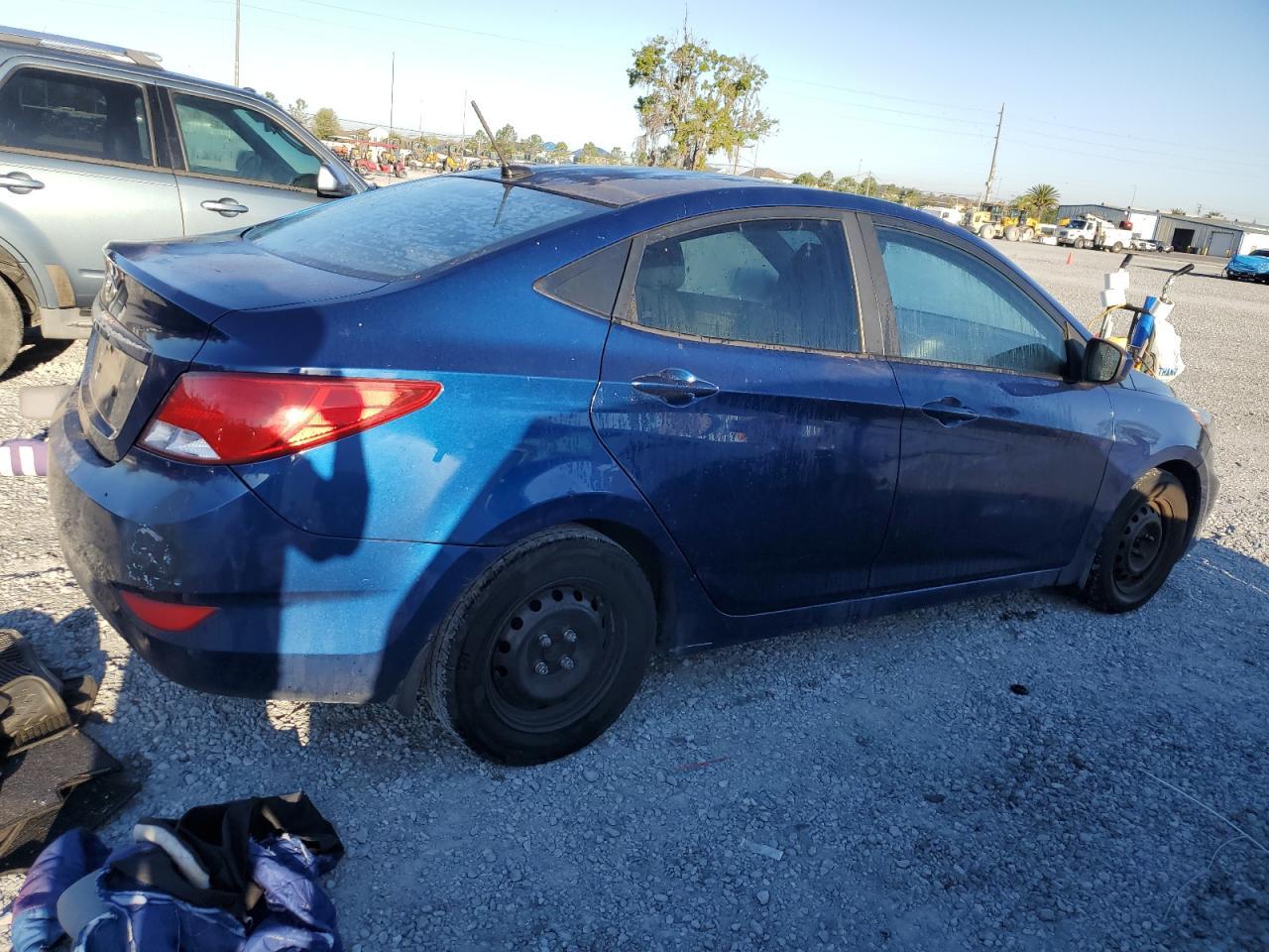 2015 HYUNDAI ACCENT GLS - Фото 3