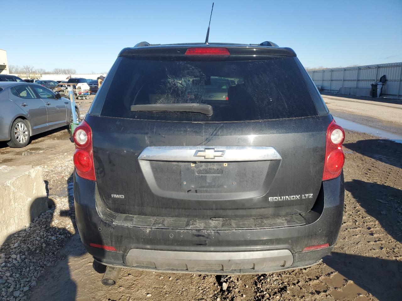 2011 CHEVROLET EQUINOX LT - Image 6