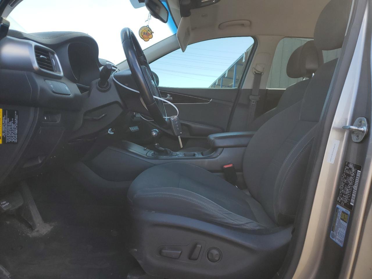 2016 KIA SORENTO LX - Image 7
