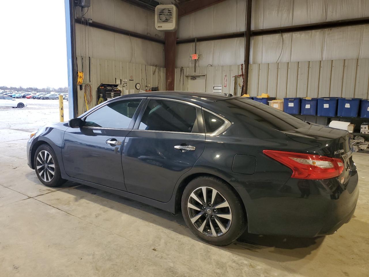 2017 NISSAN ALTIMA 2.5 - Image 2