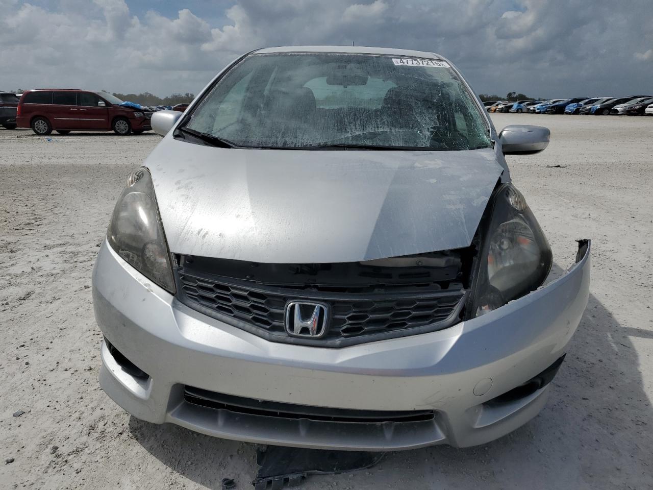 2013 HONDA FIT SPORT - Фото 5