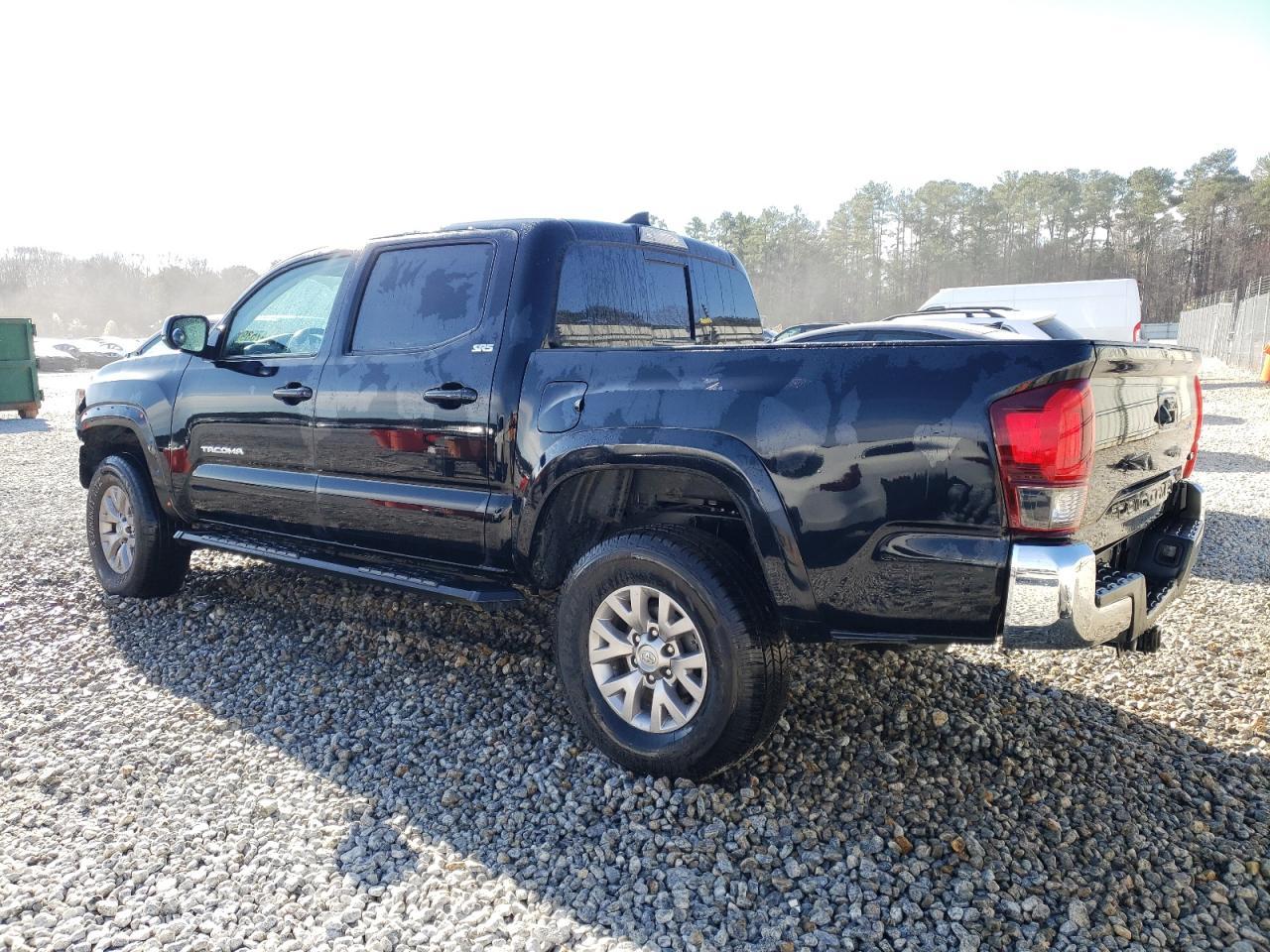 2018 TOYOTA TACOMA DOU - Фото 2