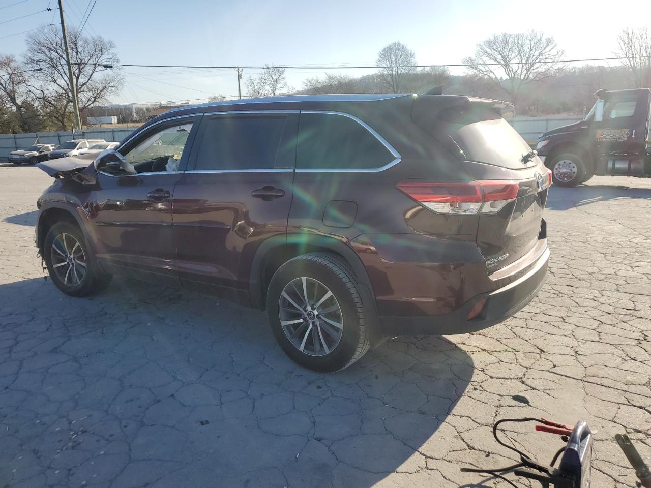 2018 TOYOTA HIGHLANDER - Фото 2