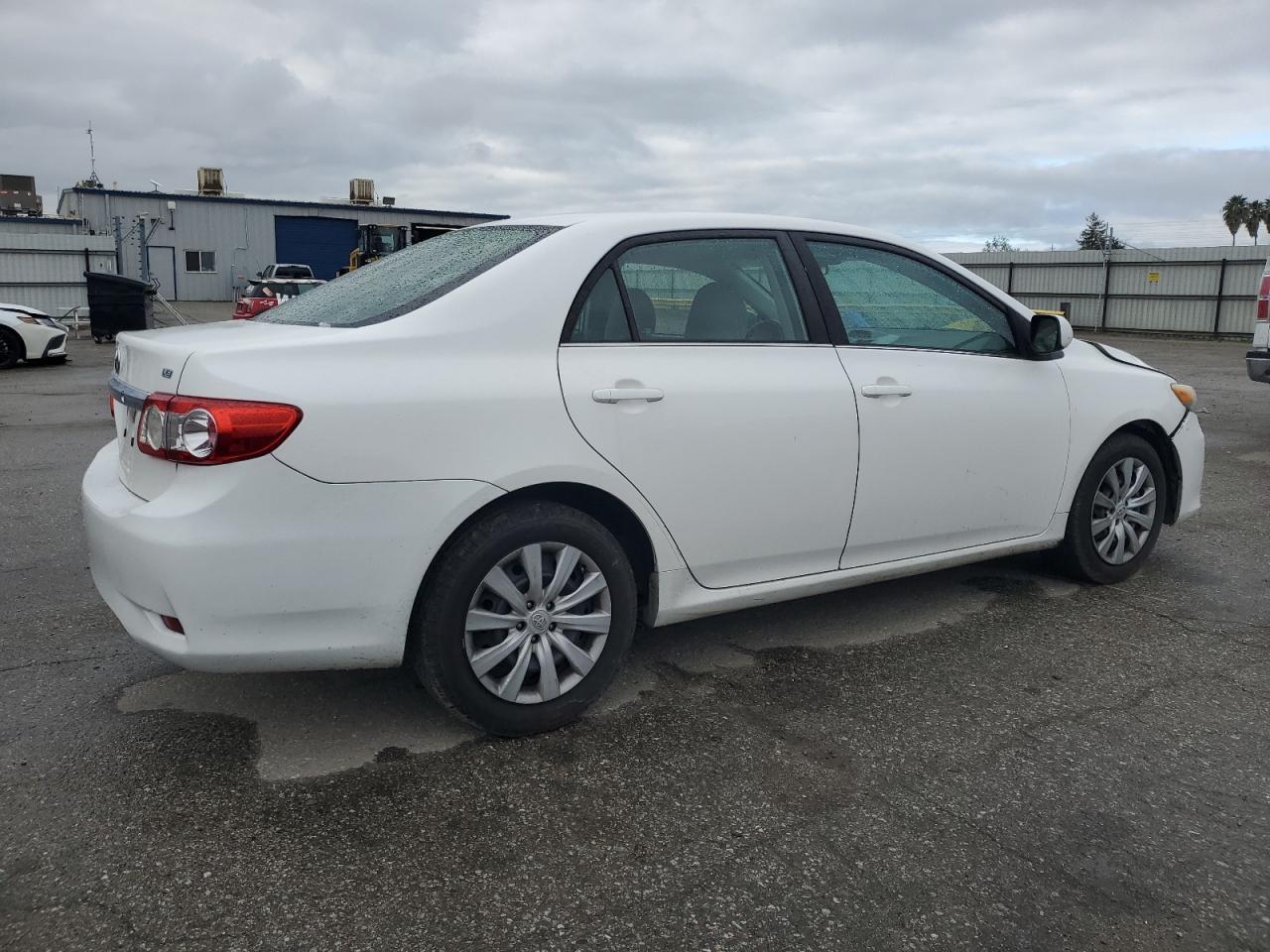 2013 TOYOTA COROLLA BA - Image 3