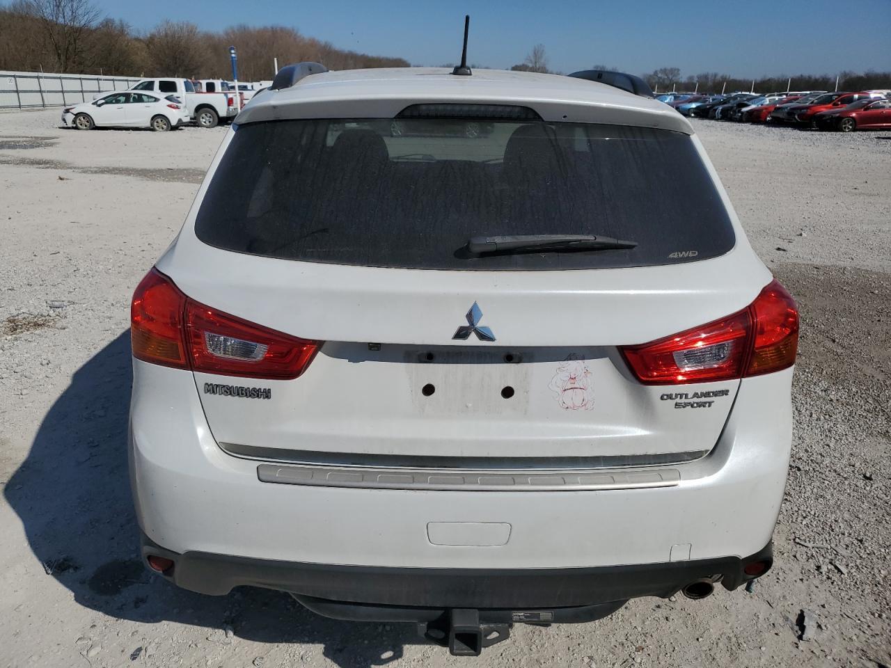 2015 MITSUBISHI OUTLANDER - Фото 6