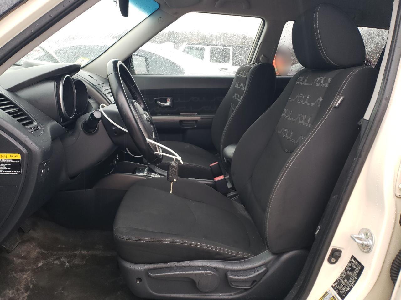2013 KIA SOUL + - Image 7