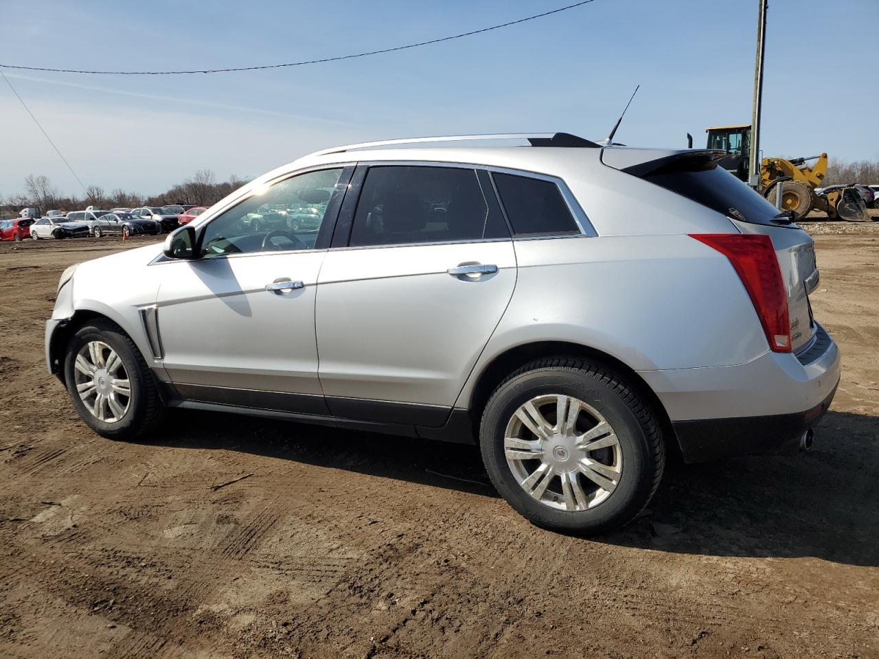 2013 CADILLAC SRX LUXURY - Image 2