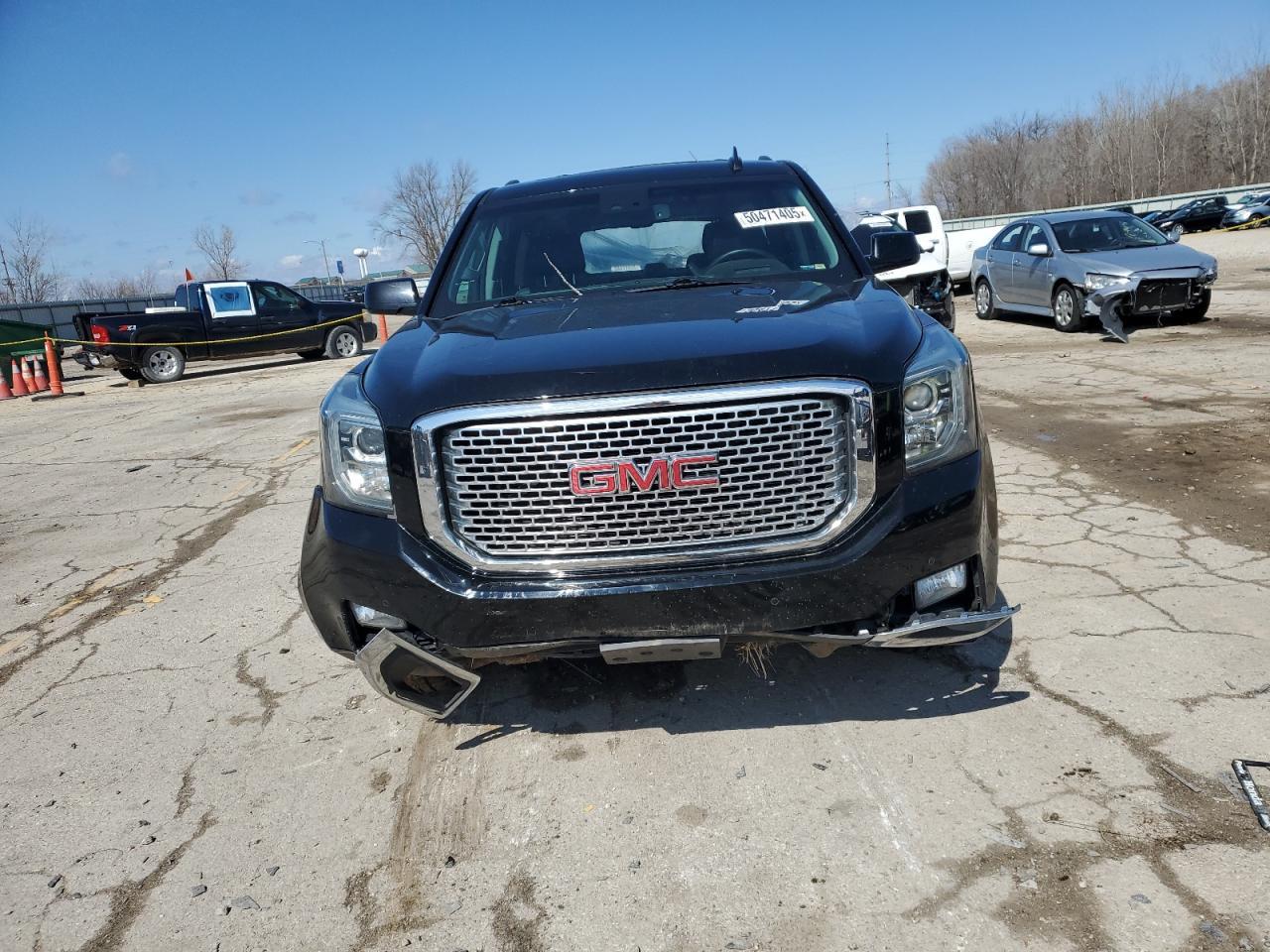 2016 GMC YUKON XL D - Фото 5