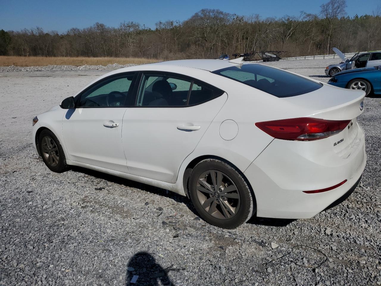 2018 HYUNDAI ELANTRA SE - Фото 2