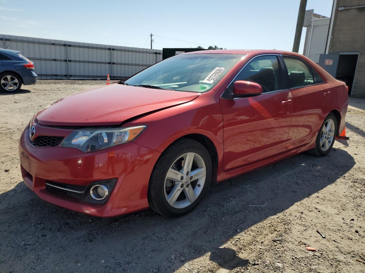 2014 TOYOTA CAMRY L