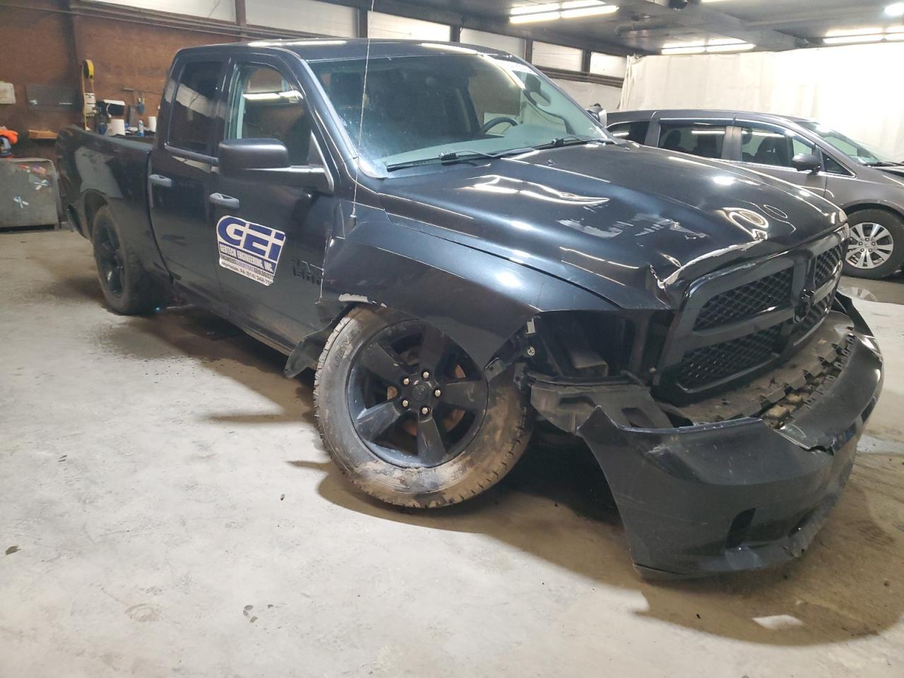 2017 RAM 1500 ST - Image 4