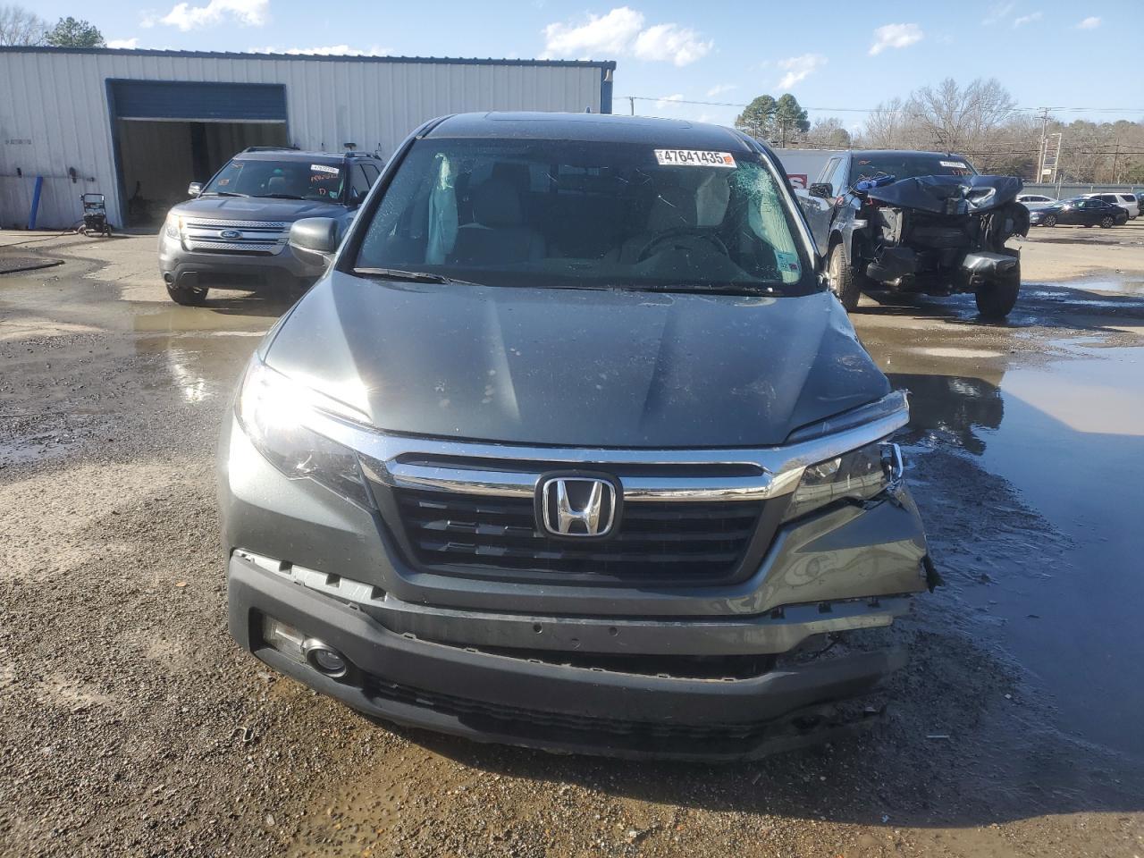 2019 HONDA RIDGELINE - Фото 5