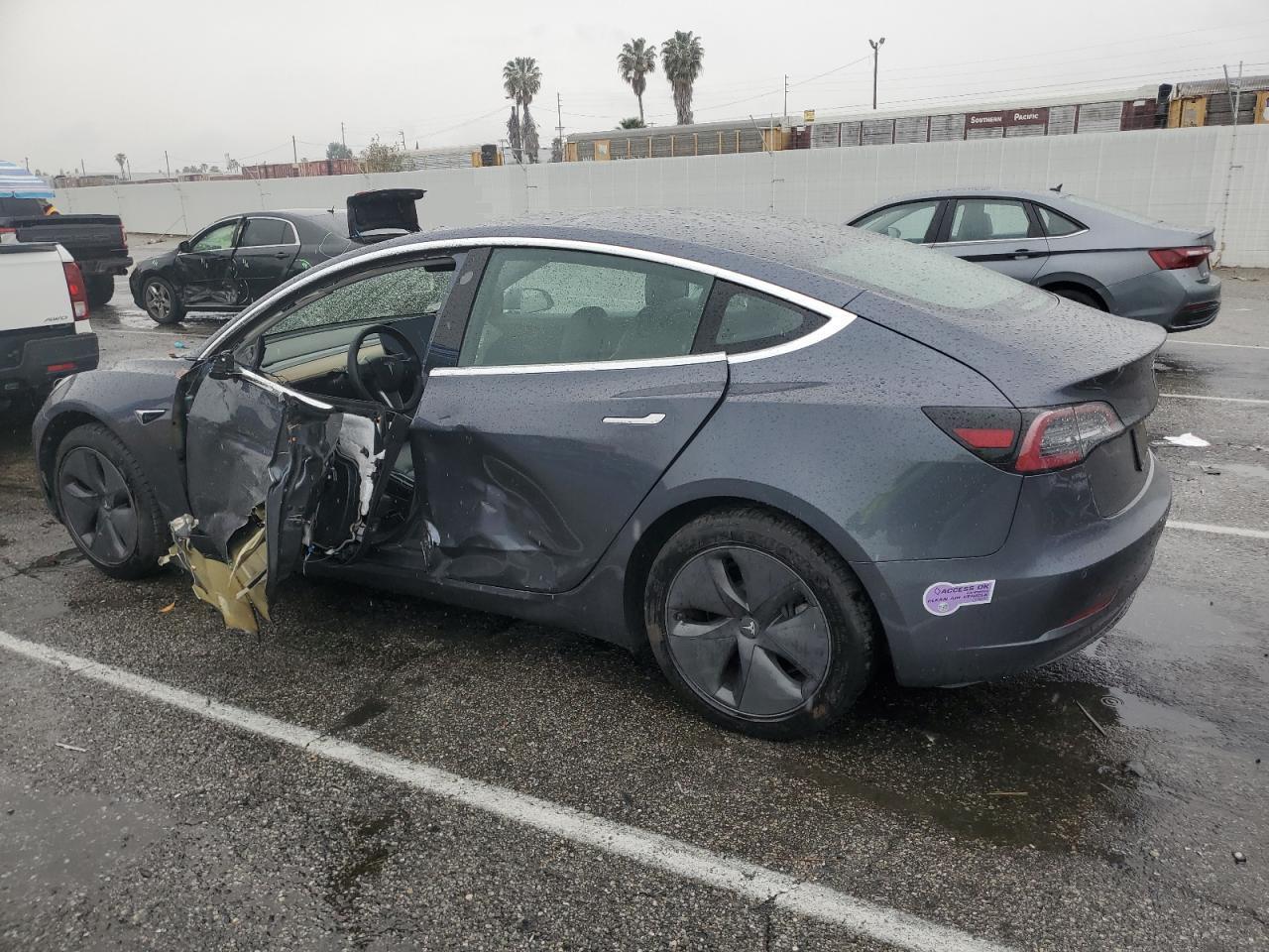 2019 TESLA MODEL 3 - Фото 2