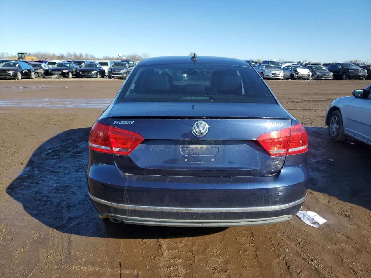 2013 VOLKSWAGEN PASSAT SEL - Фото 6