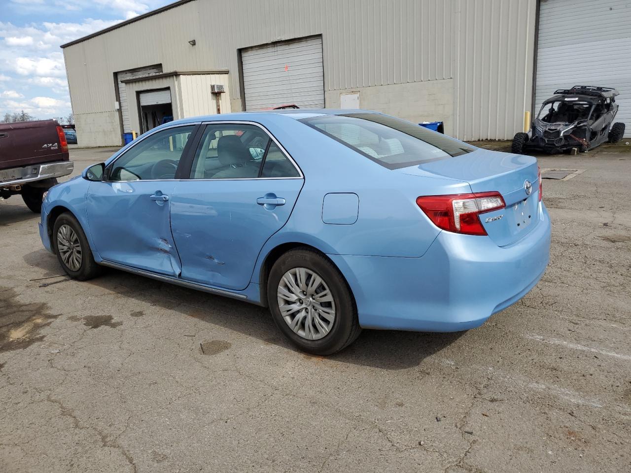2013 TOYOTA CAMRY L - Image 2
