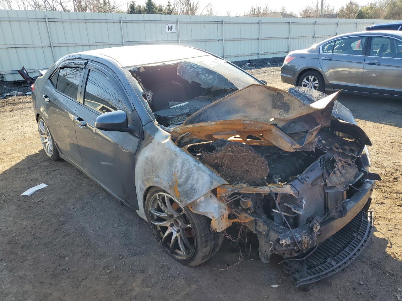 2016 TOYOTA COROLLA L - Image 4