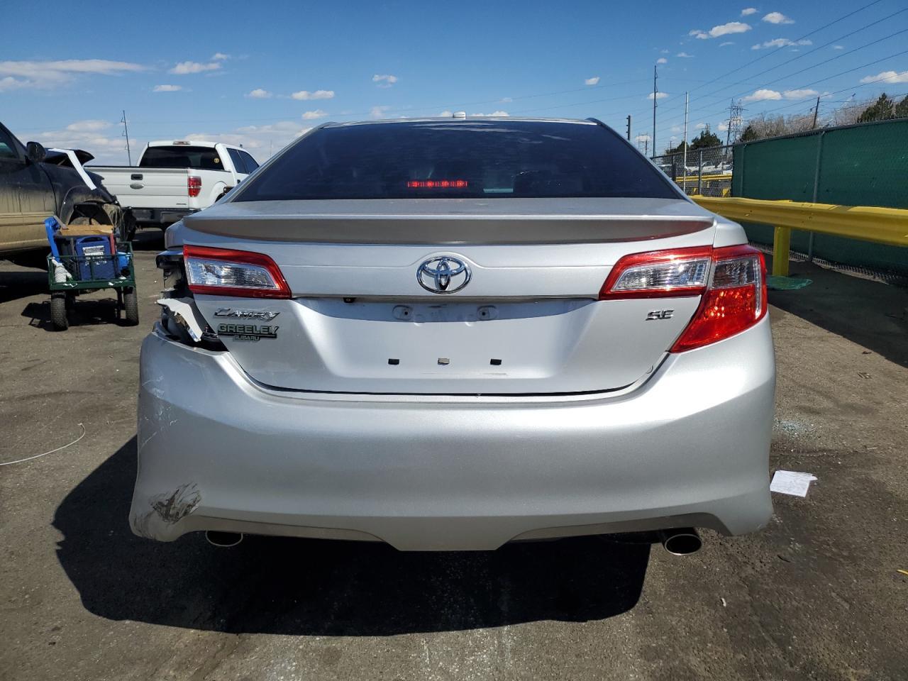 2012 TOYOTA CAMRY SE - Image 6