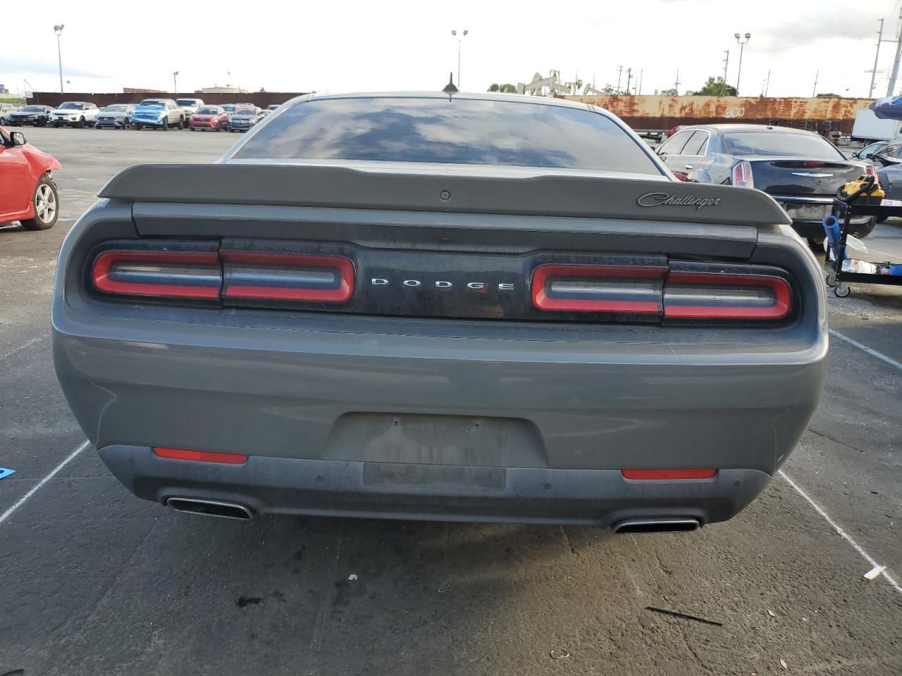 2017 DODGE CHALLENGER - Фото 6