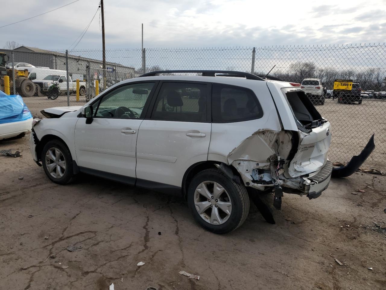 2015 SUBARU FORESTER 2 - Фото 2