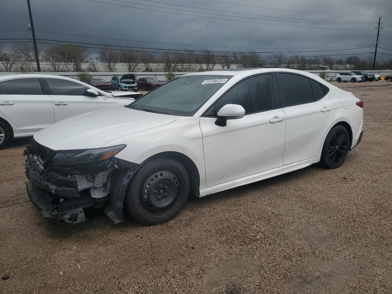 2025 TOYOTA CAMRY XSE
