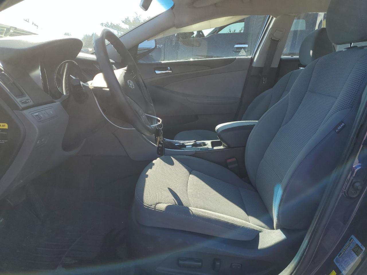 2013 HYUNDAI SONATA GLS - Image 7