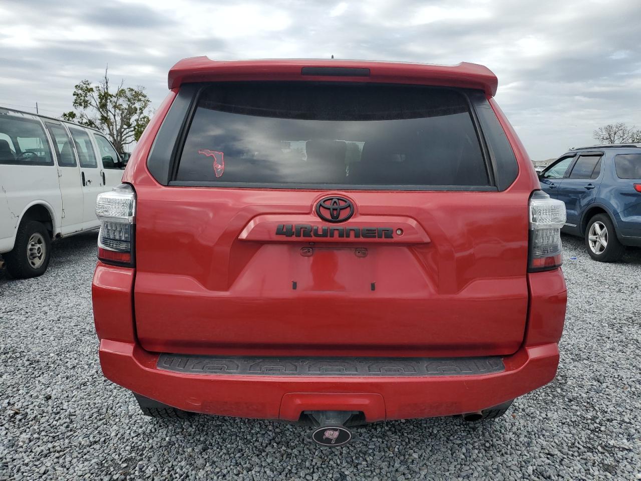 2017 TOYOTA 4RUNNER SR - Фото 6