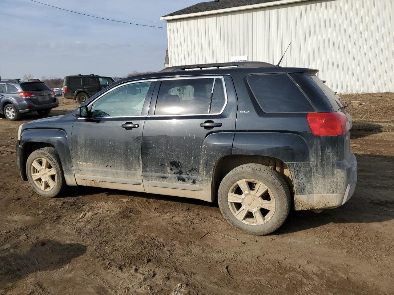 2012 GMC TERRAIN SL - Image 2
