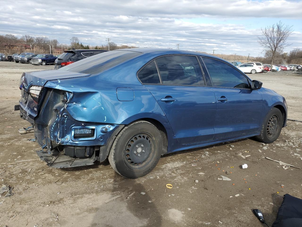 2016 VOLKSWAGEN JETTA S - Image 3