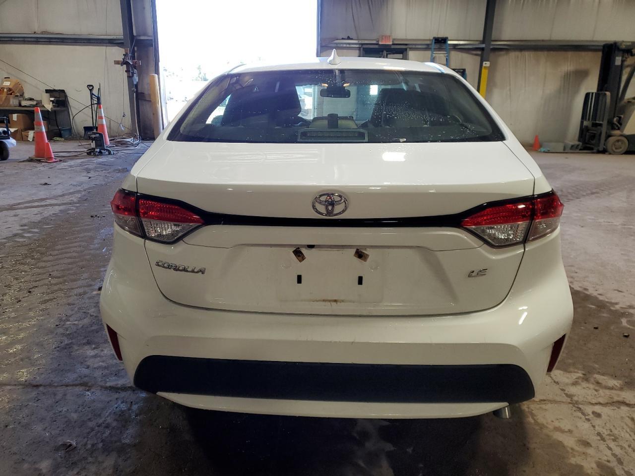 2020 TOYOTA COROLLA LE - Image 6