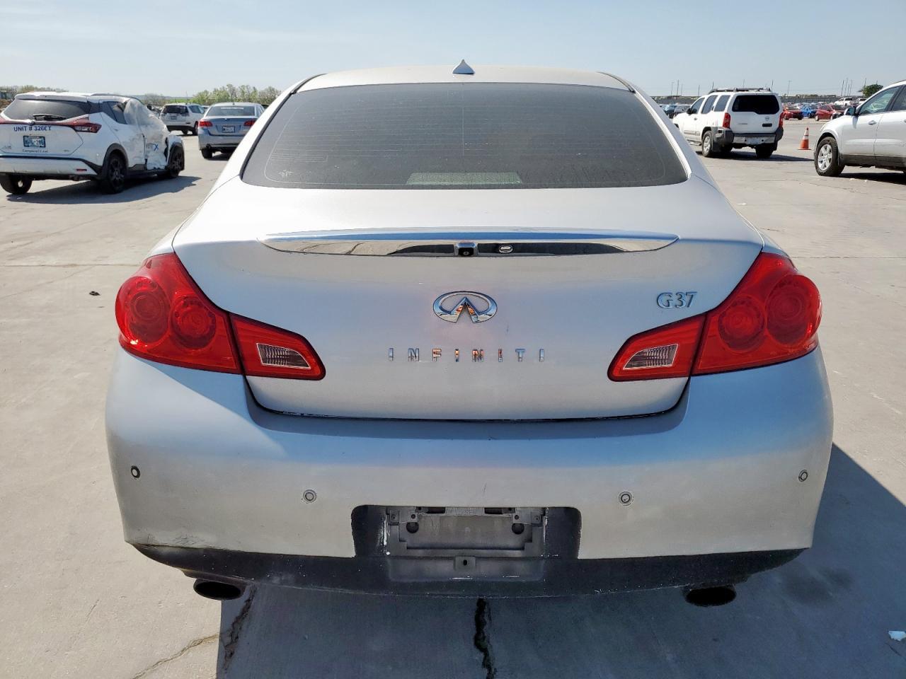 2012 INFINITI G37 BASE - Image 6