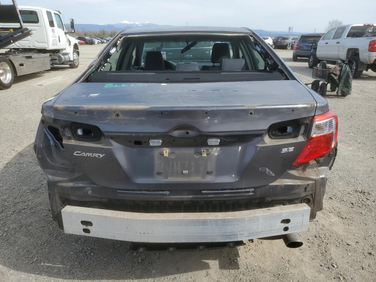 2014 TOYOTA CAMRY L - Image 6