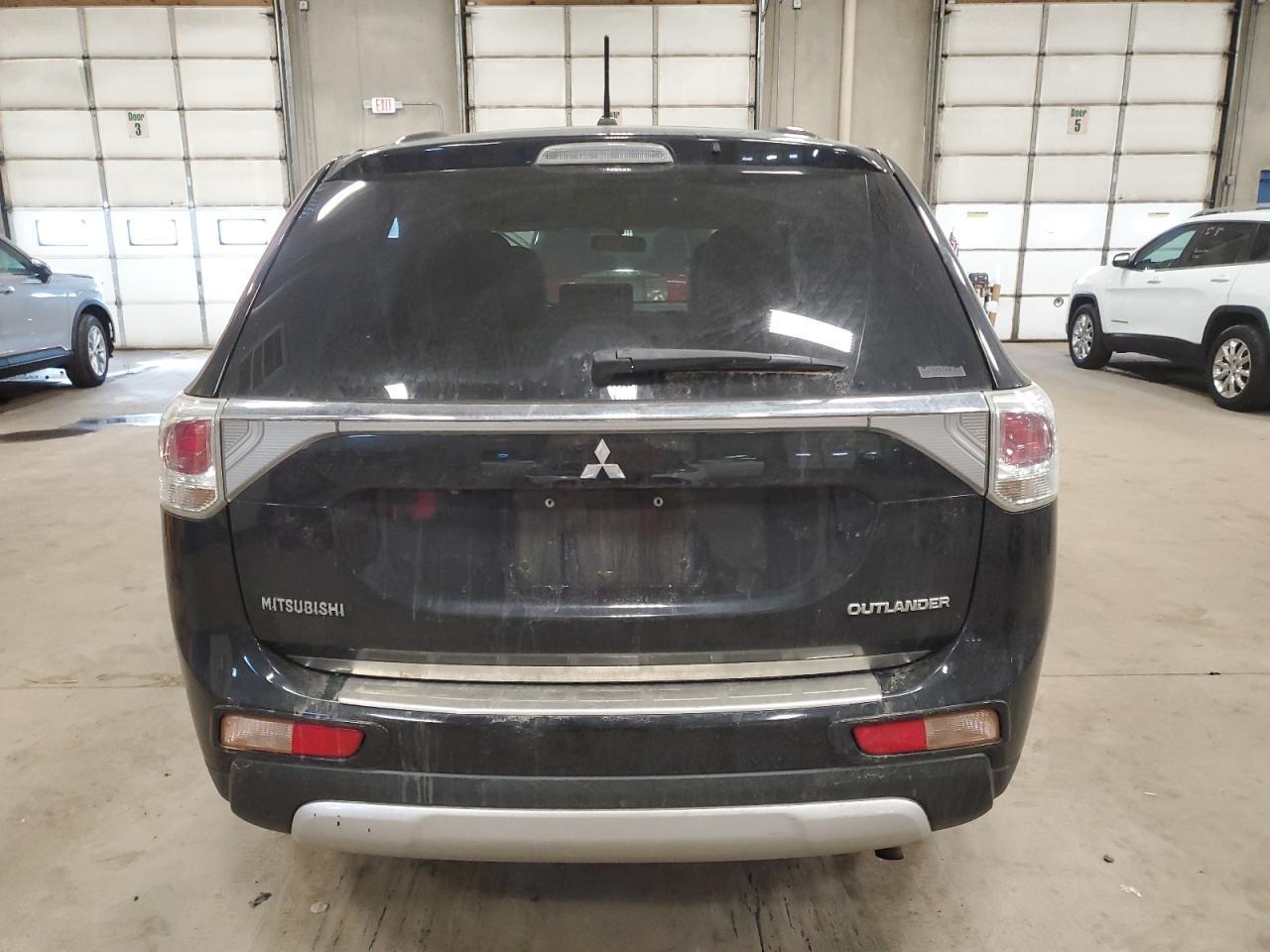 2015 MITSUBISHI OUTLANDER - Image 6