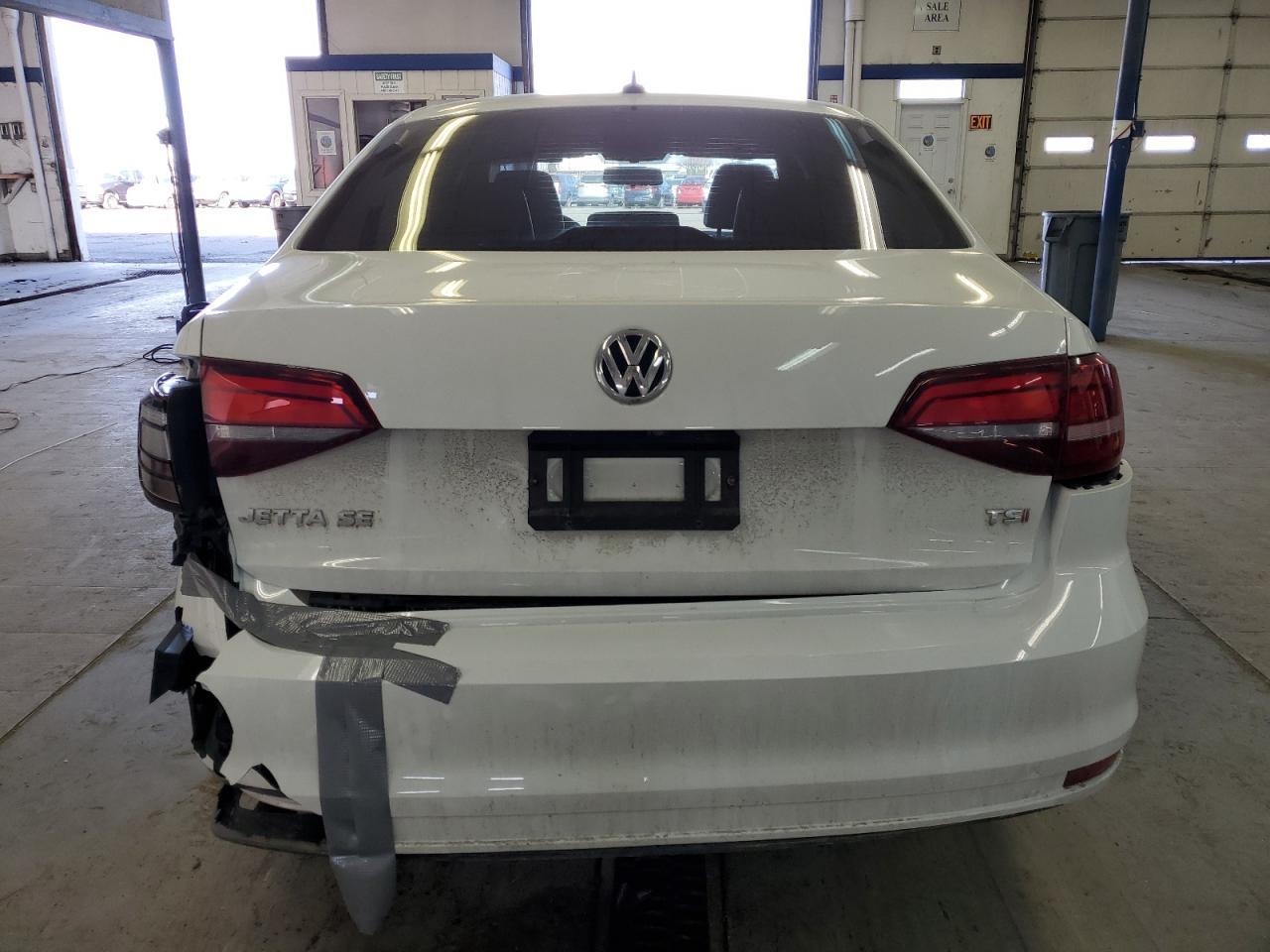 2017 VOLKSWAGEN JETTA SE - Image 6