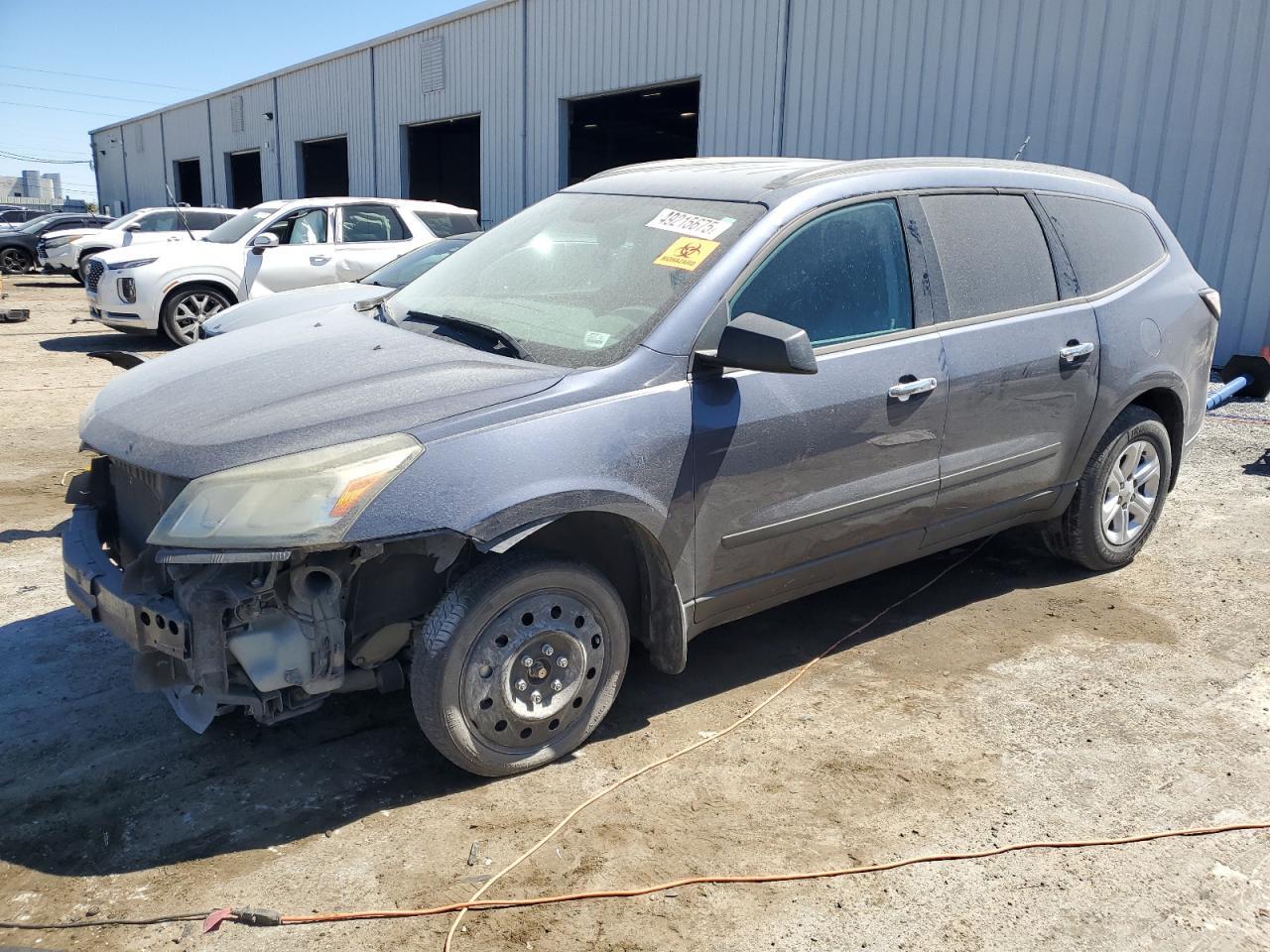 2014 CHEVROLET TRAVERSE L