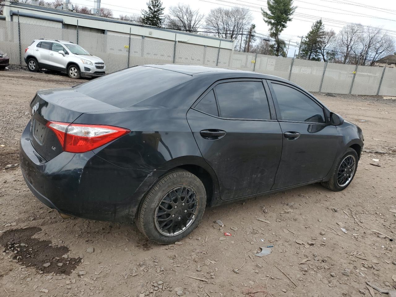 2015 TOYOTA COROLLA L - Фото 3