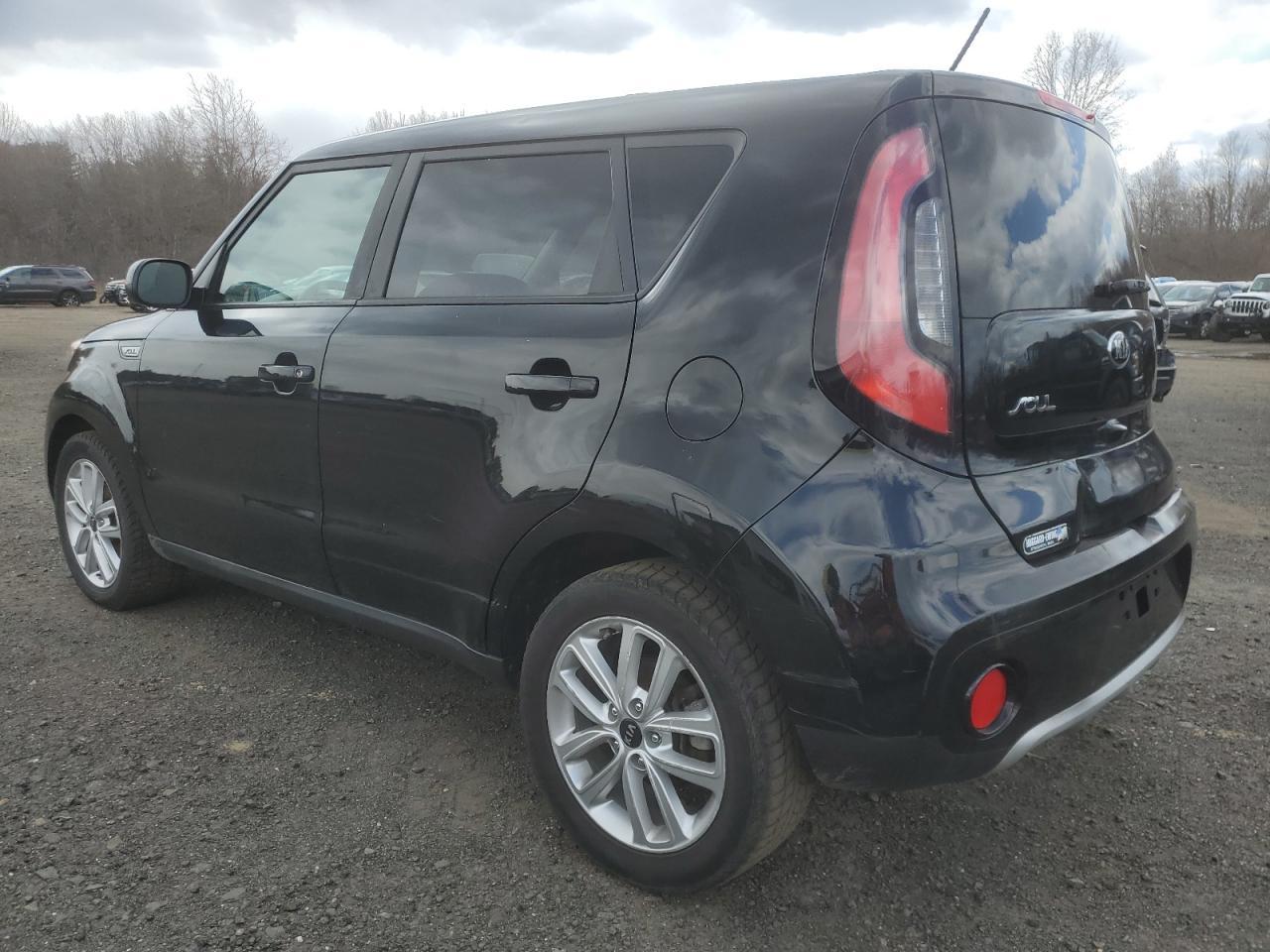2017 KIA SOUL + - Фото 2